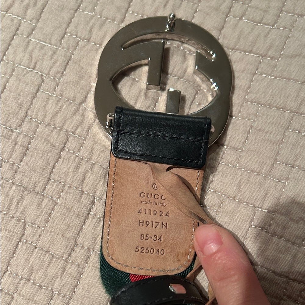 Gucci Green and Red Stripe Belt with Silver Buckle - Picture 2 of 6